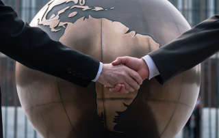 handshake_globe